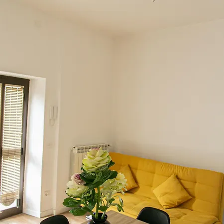 Fiera Apartment *